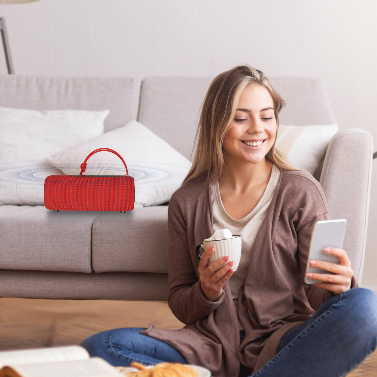 PEICHENG Bluetooth speaker AUX-in and built-in mic support hands-free calls.