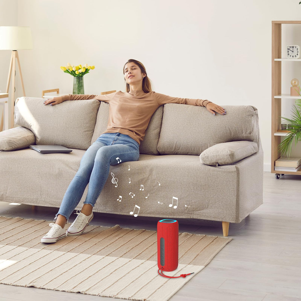 PEICHENG compact red Bluetooth speaker for travel and beach days.
