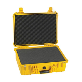 Pelican 1520 case stainless steel hinges for durability.