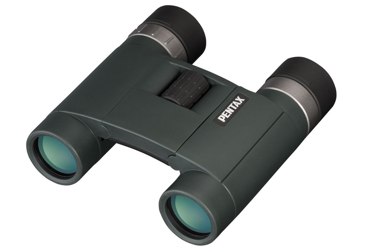 Pentax AD 8x25 WP binoculars compact and travel ready for quick setup