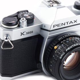 50mm prime lens captures natural perspective and versatile everyday scenes