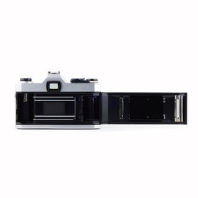 Renewed condition with compatible Pentax K-mount lenses and easy upgrades