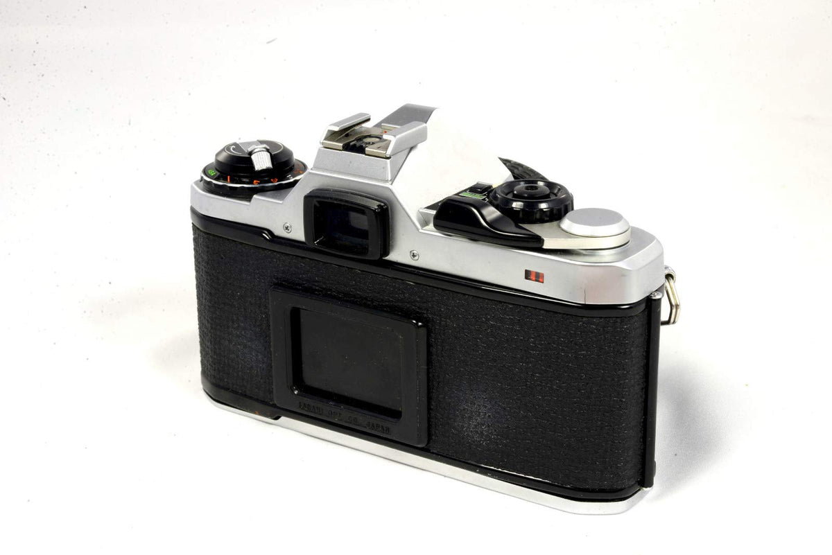 Pentax ME Super shutter dial detail emphasizing precise manual control.