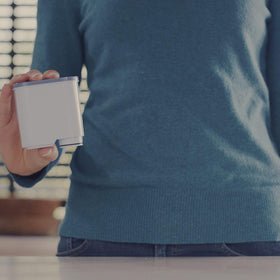 PHILIPS AquaClean close-up of cartridge filtration media delivering clean water