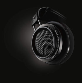 Philips Fidelio X2HR headband and cable setup for comfortable wear.