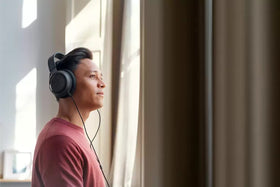Philips Fidelio X3 detachable cables offer flexible connection options for studio or mobile use.