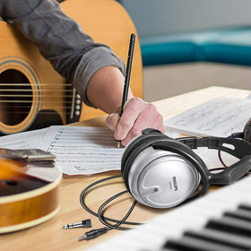 Philips comfortable cushioned ear cups close-up