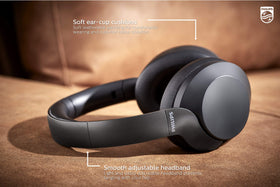 PHILIPS PH805 30-hour playtime ideal for travel