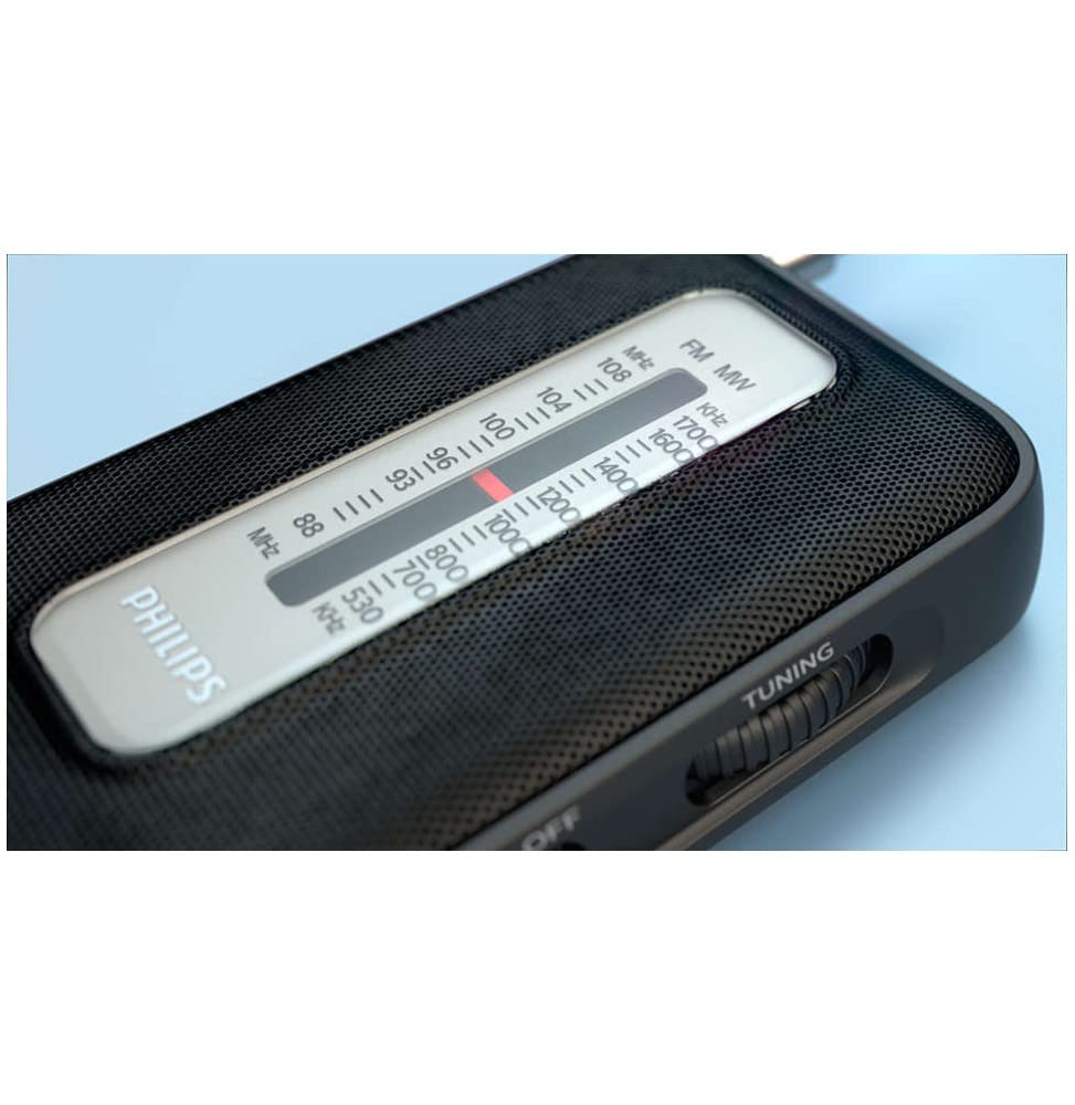 PHILIPS TAR1506 black finish complements outdoor gear and style.