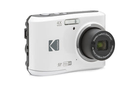 PHOTO4LESS Kodak PIXPRO FZ45 27mm wide-angle lens expands group shots and tight spaces.