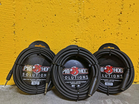 Rugged molded connectors on the Pig Hog PHX14-10 headphone extension closeup.