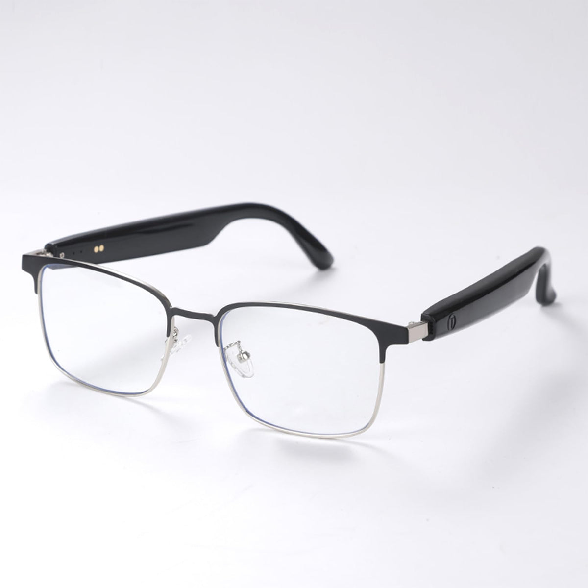Piluyaa smart glasses with Bluetooth audio for hands-free listening during commutes.