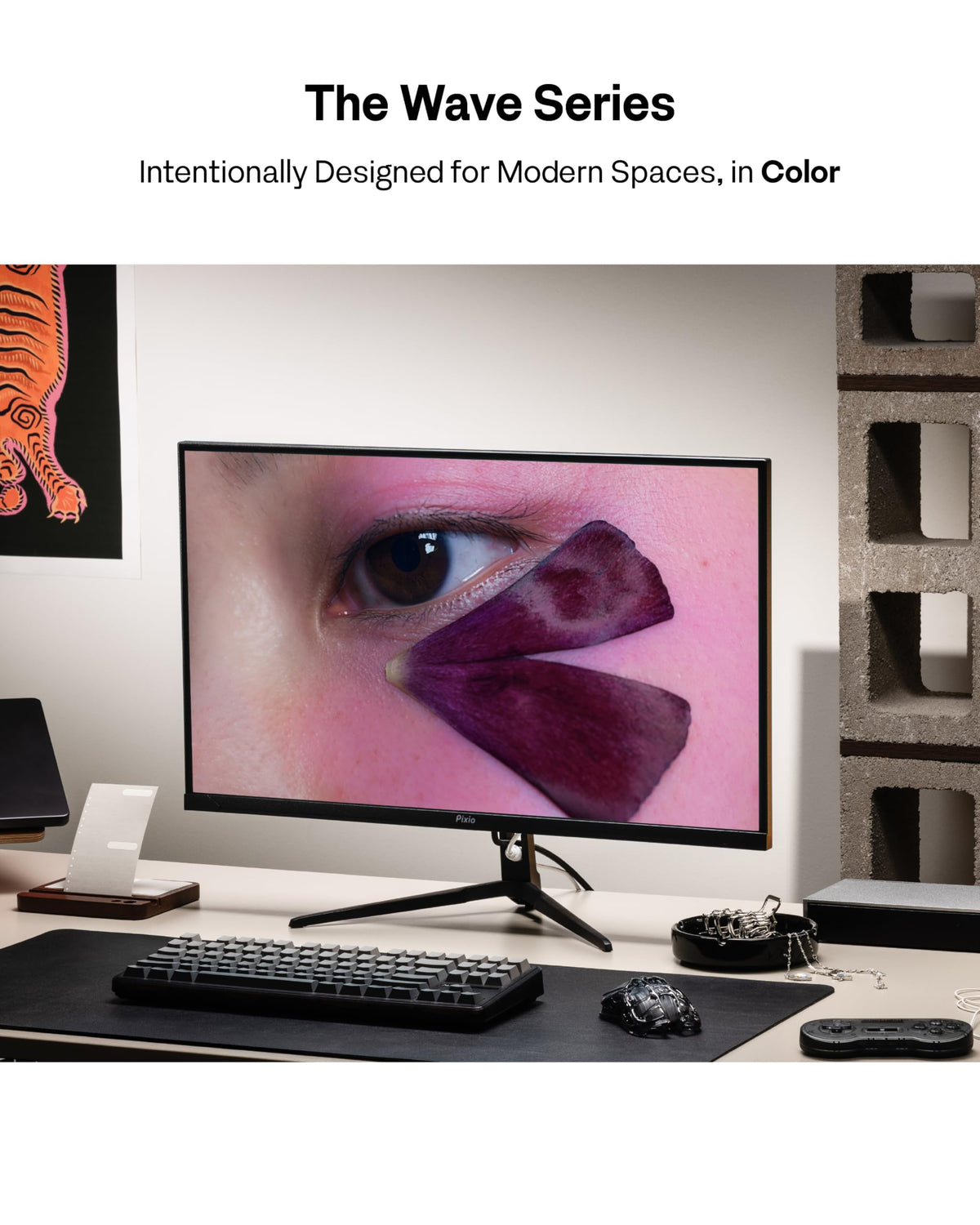 Pixio PX246 Wave back panel showing clean cable management and ports.