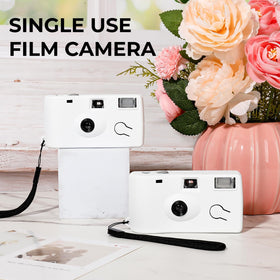 PJPSAA disposable camera suited for concerts and travel moments.