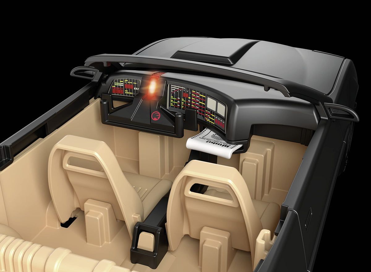 Playmobil Knight Rider K.I.T.T figures included for group adventures