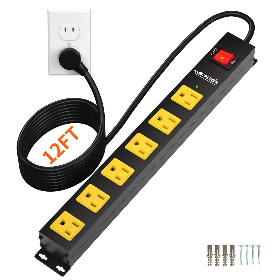 Plug'n Power Strip showing 2700J surge protection for desk setup