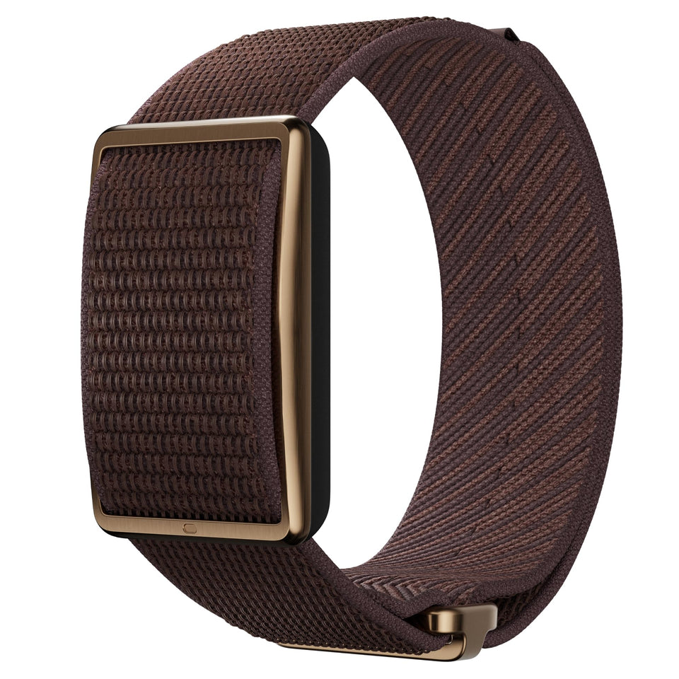 POLAR Loop wristband silhouette for all-day comfort and discreet tracking.