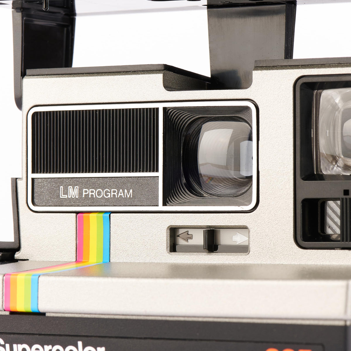 Polaroid Supercolor 635 instant film pack enables quick, lively memories