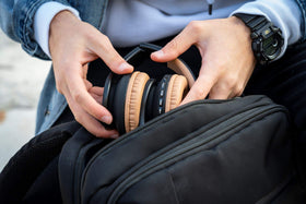 PowerLocus built-in microphone enables easy hands-free calls.