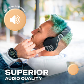 PowerLocus built-in microphone enables hands-free calls on the go