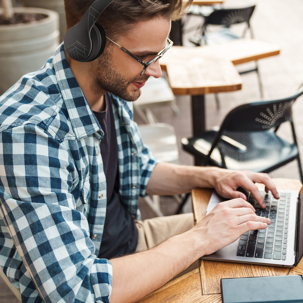 PowerLocus multi-device compatibility works with iOS, Android, Windows, and Mac.