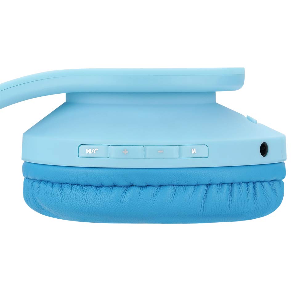 PowerLocus P2 next to tablet showing size comparison and child-friendly scale