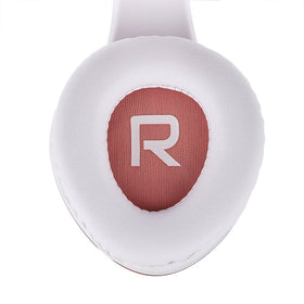 PowerLocus connected by 3.5mm cable in wired mode, provides uninterrupted playback