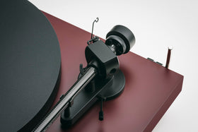Pro-Ject Debut EVO 2 Satin Yellow cable area showing robust connectivity.