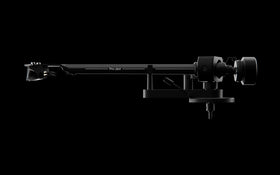 Pro-Ject Debut EVO 2 build detail emphasizes precision chassis.