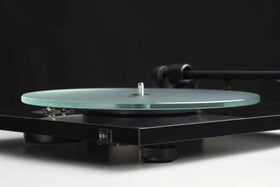Connect it Phono E RCA cable included with Pro-Ject T1 Evo