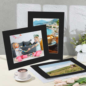 Prudiut black mat pack ready to display multiple photos.