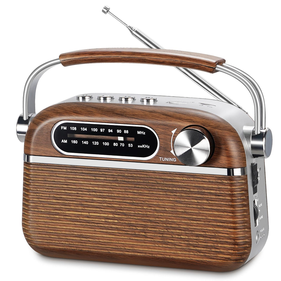PRUNUS J-130 front view radio with a clear dial for precise tuning.