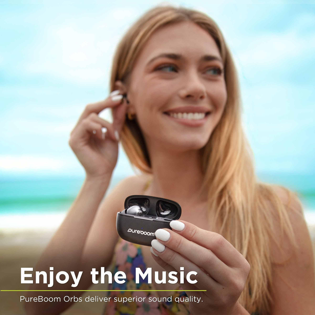 PureGear PureBoom compact design fits comfortably for long listening sessions
