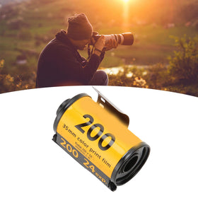 Pyhodi Kodak Gold 200 film canister displayed for easy loading benefit