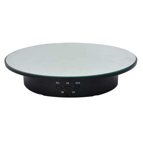 Qinmay 360-degree turntable with black base enables smooth 360° product rotation for photos