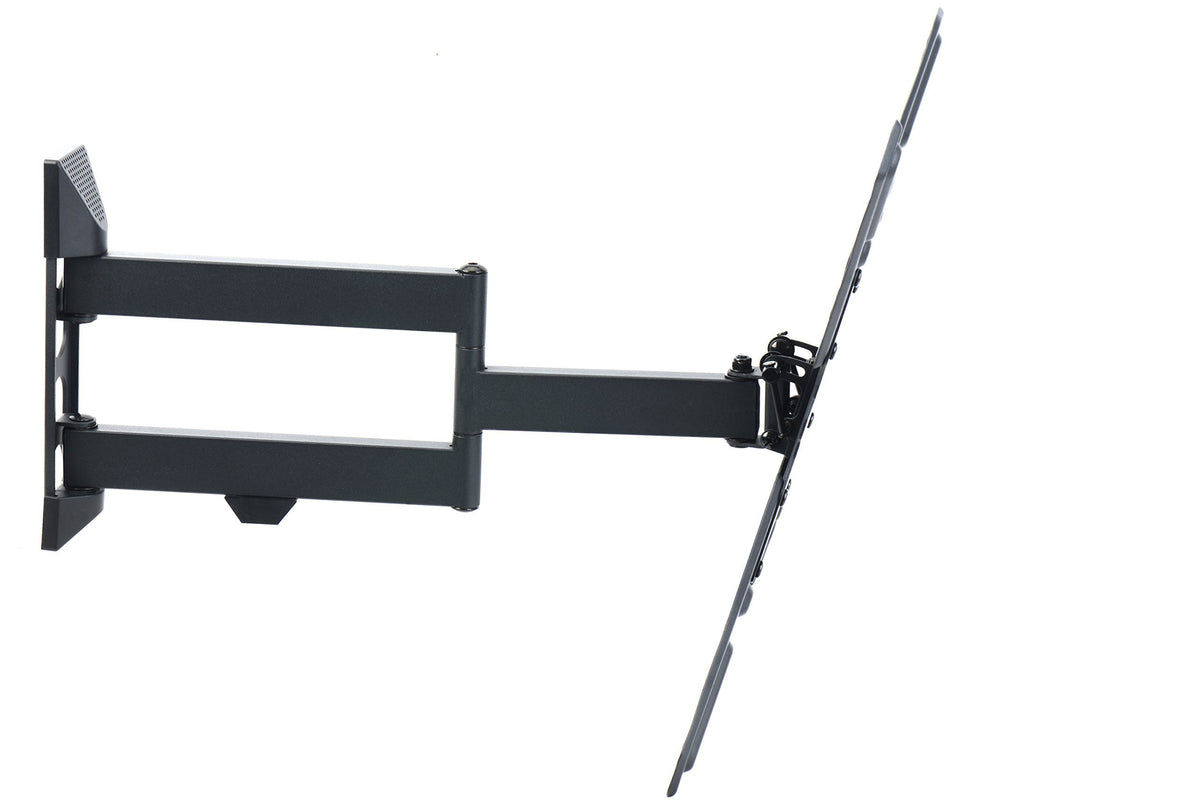 QualGear 6ft HDMI 2.0 cable connected to TV supporting 4K signals