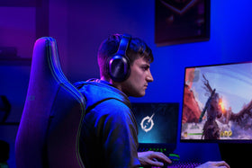 Razer Barracuda Pro battery indicator view hints at up to 40 hours of use