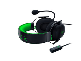 Razer BlackShark V2 detachable mic detail showing noise isolation benefit