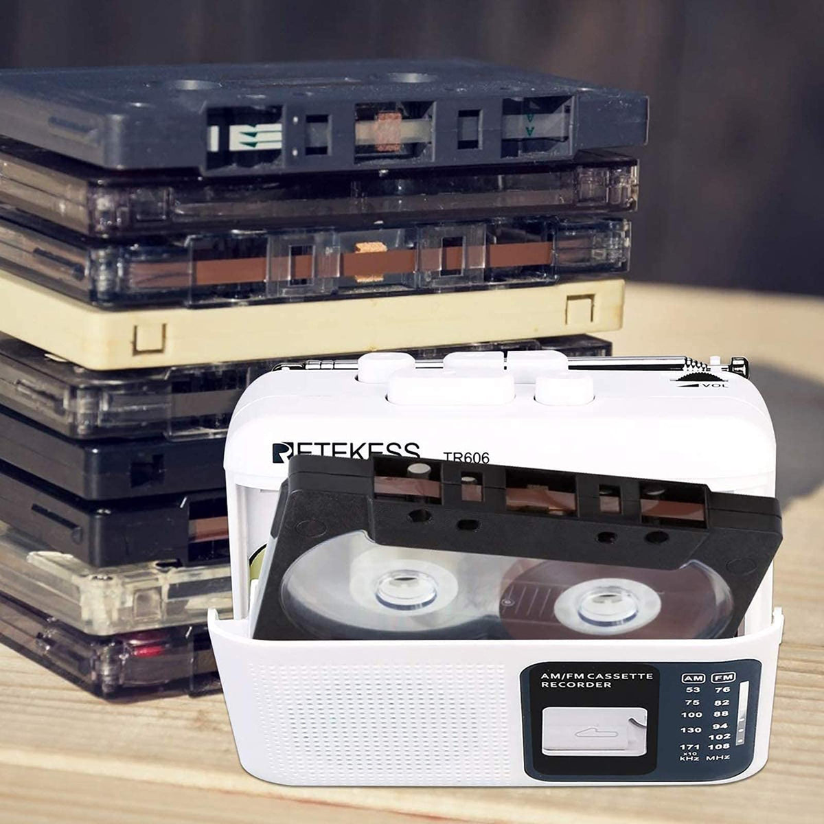 Retekess TR606 built-in speaker delivers clear portable sound
