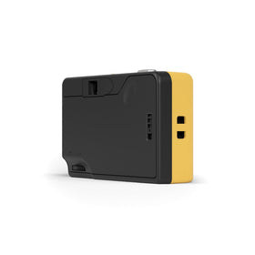 RETO Ultra Wide 22mm lens close-up emphasizes broad field of view for daily scenes.