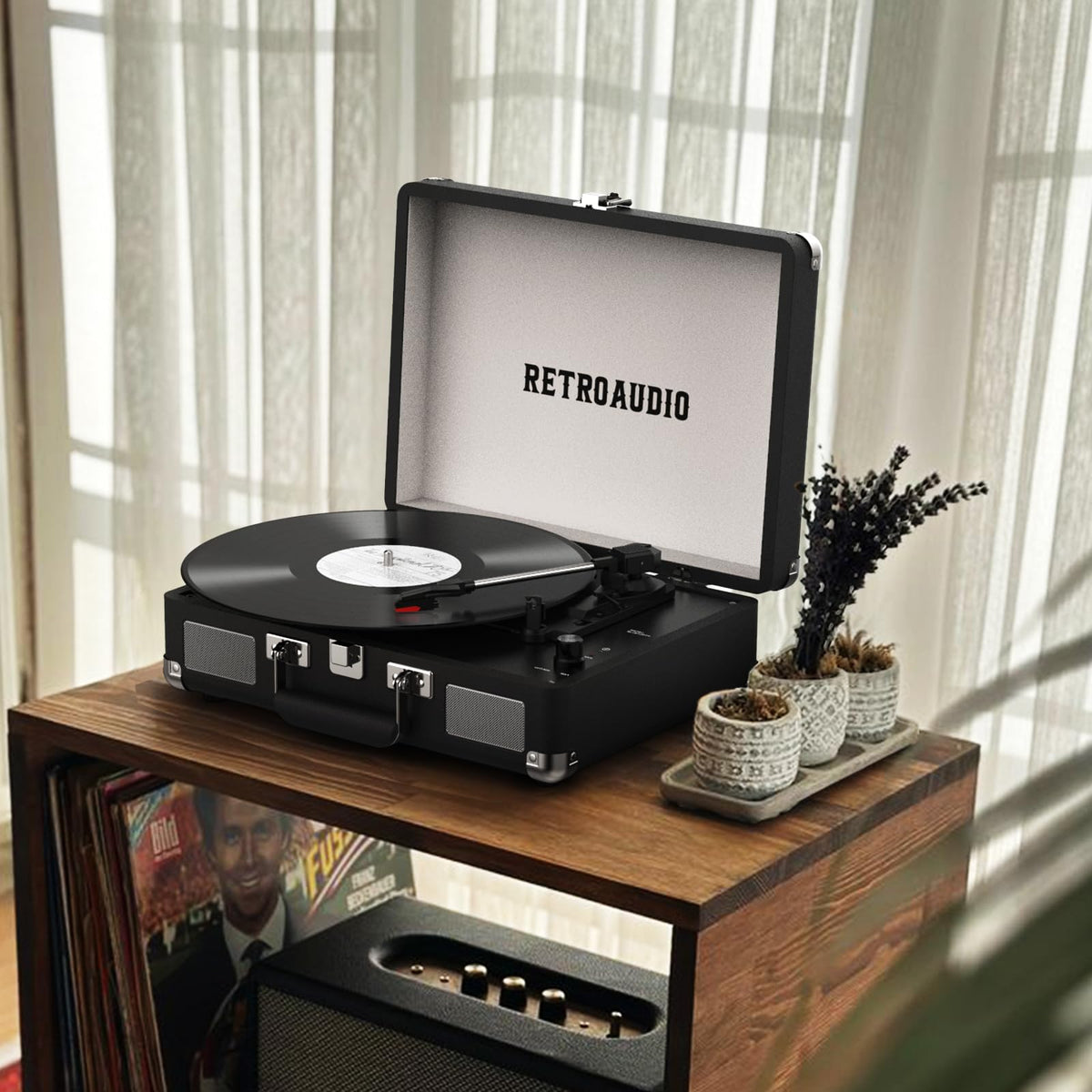RetroAudio carry-handle closeup emphasizes easy transport to gatherings or rooms.