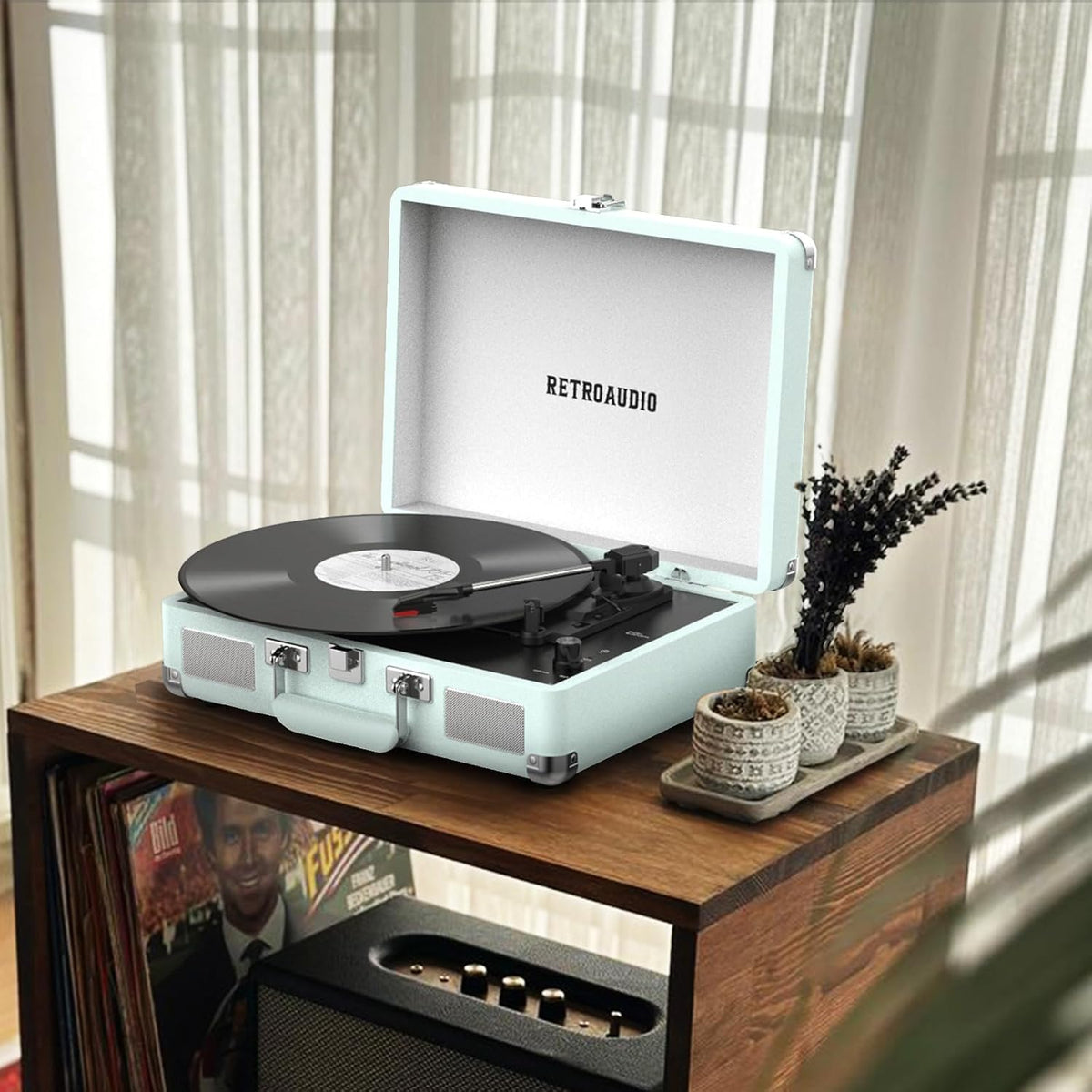 RetroAudio turntable compatible with 7, 10, and 12 inch vinyl for versatile listening.