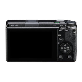 Ricoh GR IIIx 40mm eq lens delivers natural perspective for everyday scenes.