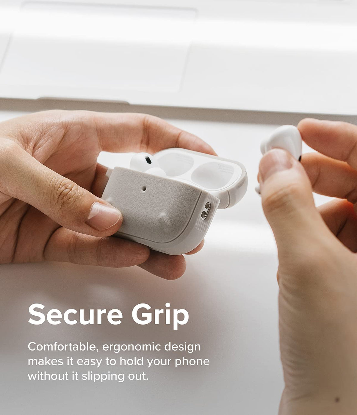 Ringke Onyx non-slip grip highlight shows confident handheld use.