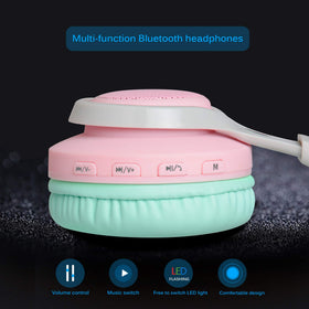 Riwbox WT-7S connected with 3.5mm cable showing wired fallback for uninterrupted play