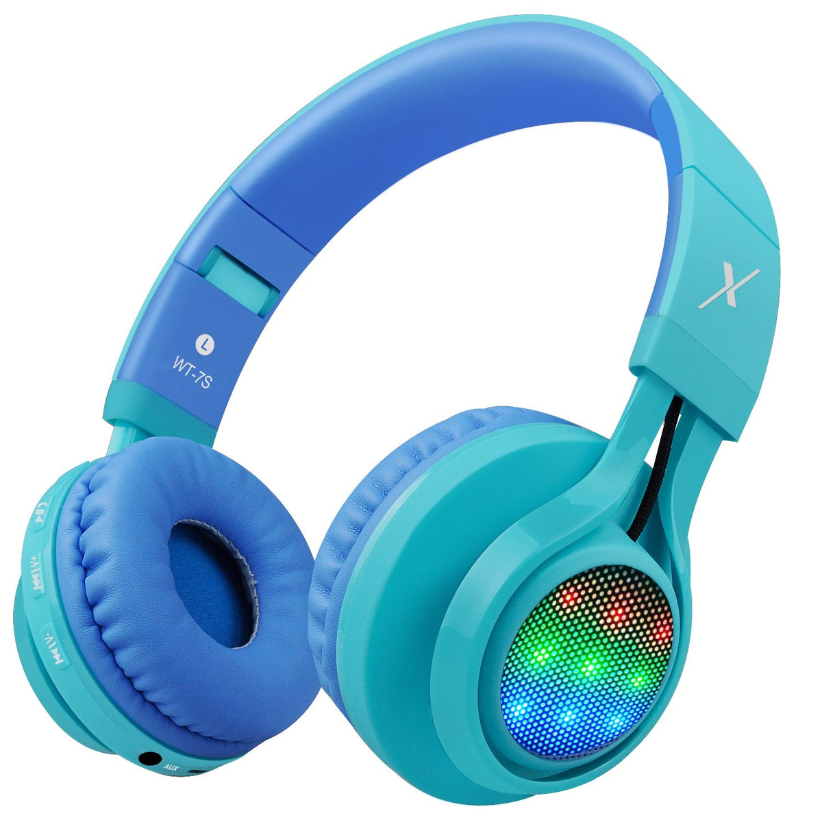 Riwbox WT-7S LED close-up displaying pulsing lights that enhance kids’ listening fun