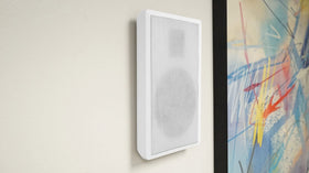 Detail of the woofer and tweeter in RockSlim White.