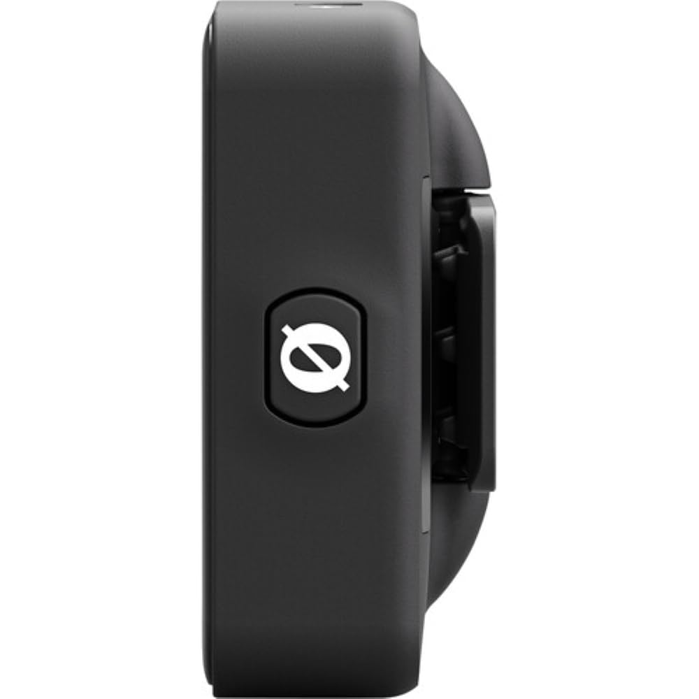 RØDE Wireless ME Dual dual-channel setup records two subjects on separate tracks.