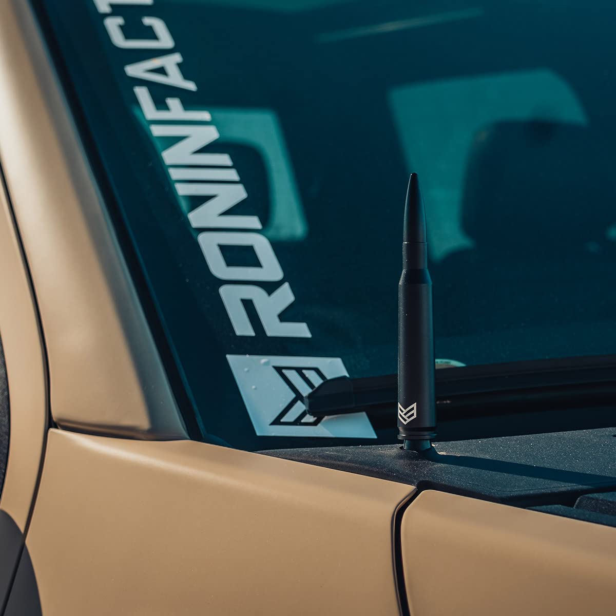 Ronin Factory close-up of hard-anodized 6061 aluminum finish for long-lasting durability