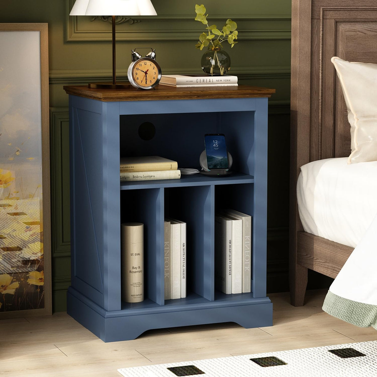RowyPoey MDF construction and sturdy legs ensure stable daily use.